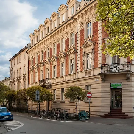 Urban Light - 3' Main Square - By Upstairs Cracóvia