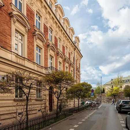 Urban Light - 3' Main Square - By Upstairs *