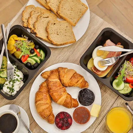 Urban Light - 3' Main Square - By Upstairs