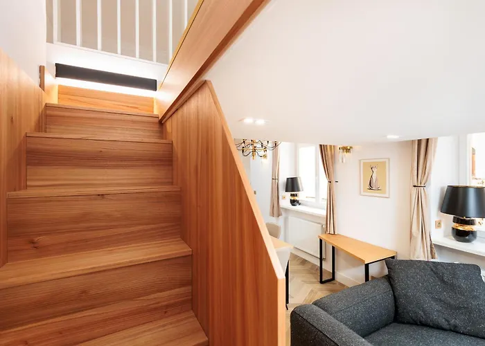 Urban Light - 3' Main Square - By Upstairs *